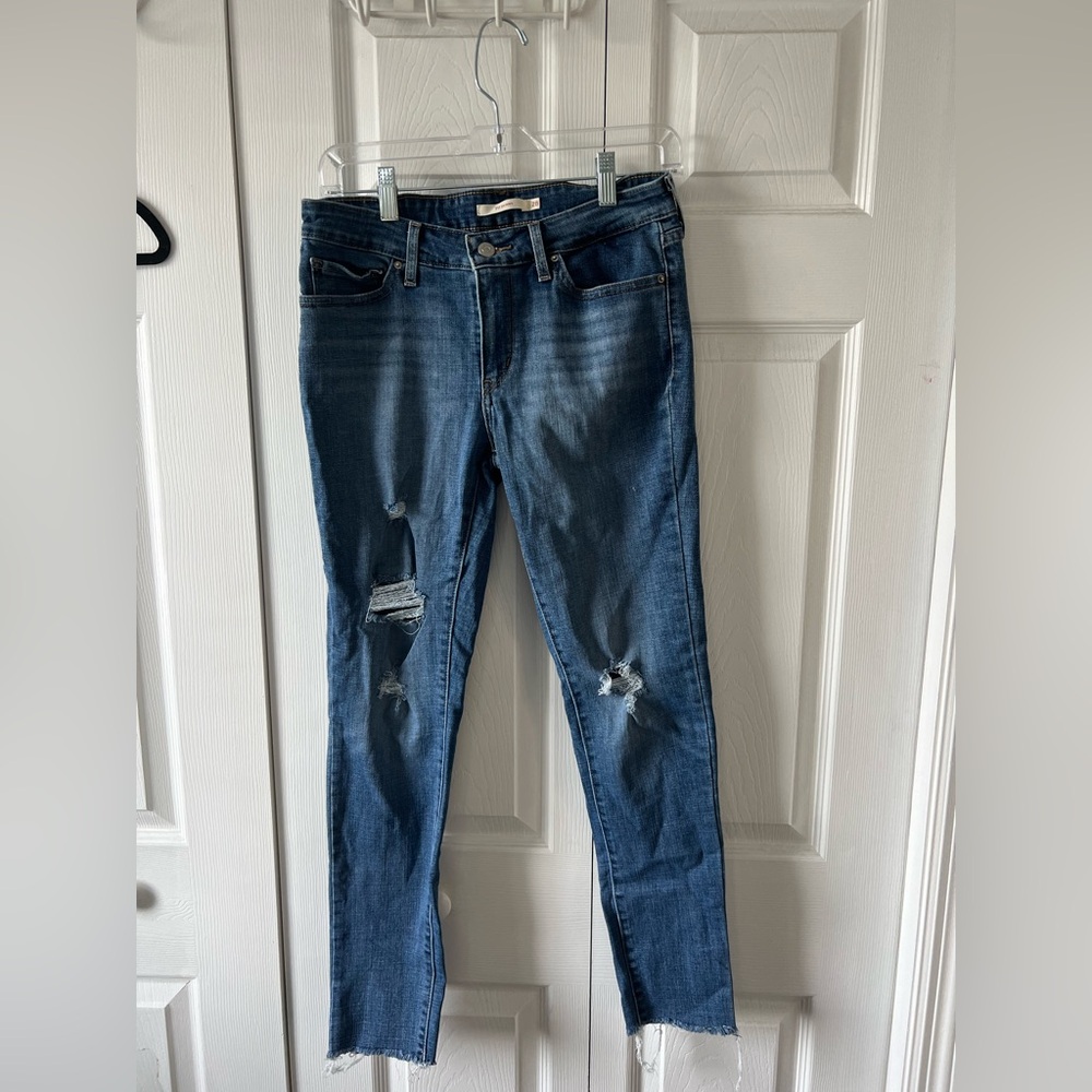 Levi’s 711 skinny jeans